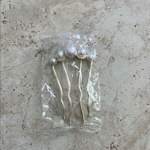 Elegant Gold Pearl Hair Pins
